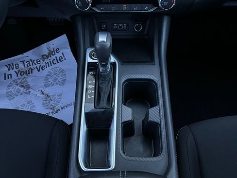 Used 2025 Nissan Sentra SV image 14