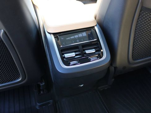 Used 2019 Volvo XC90 T6 Momentum w/ Advanced Package AWD/4WD image 39
