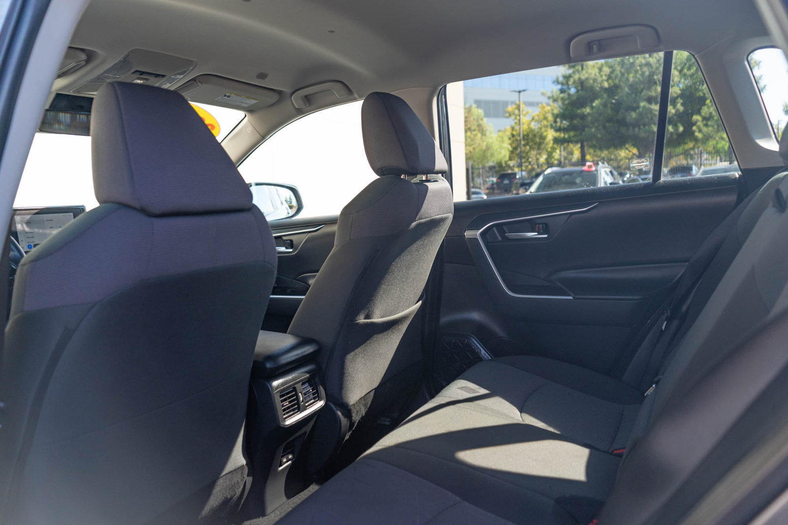 Certified 2024 Toyota RAV4 XLE AWD/4WD image 18