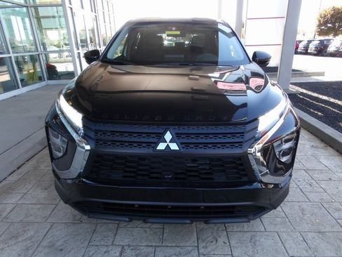 New 2026 Mitsubishi Eclipse Cross LE image 2