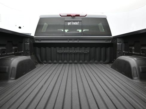 Used 2023 GMC Sierra 1500 Denali w/ Denali Reserve Package AWD/4WD image 7