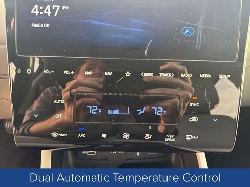 Used 2024 Hyundai Tucson SEL w/ Convenience Package image 21