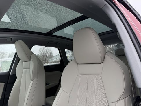 New 2025 Audi Q5 2.0T Premium Plus image 25