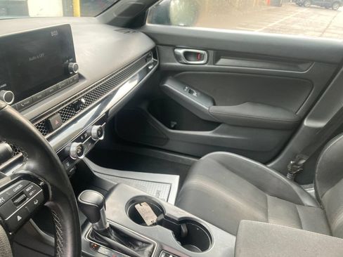 Used 2023 Honda Civic Sport image 15