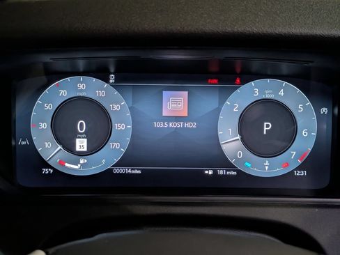 New 2026 Land Rover Range Rover Velar S AWD/4WD image 17