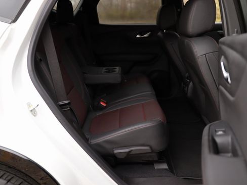 Used 2025 Chevrolet Blazer RS image 31