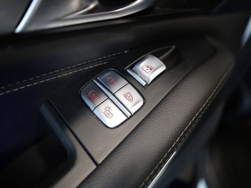 Used 2022 BMW X7 xDrive40i w/ M Sport Package image 37