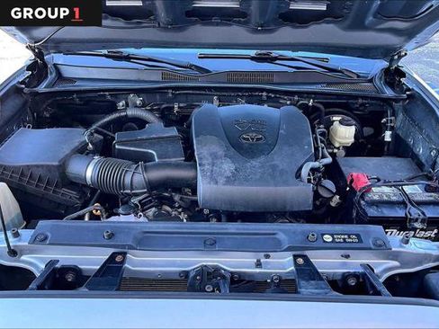 Certified 2017 Toyota Tacoma TRD Sport image 29