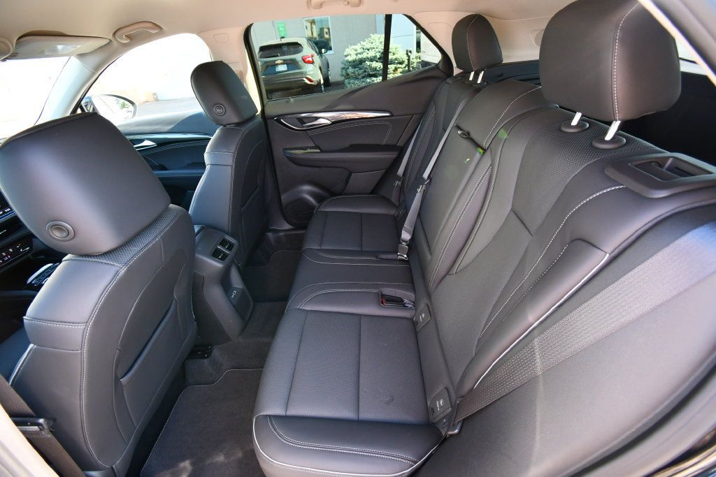 Used 2023 Buick Envision Essence AWD/4WD image 16