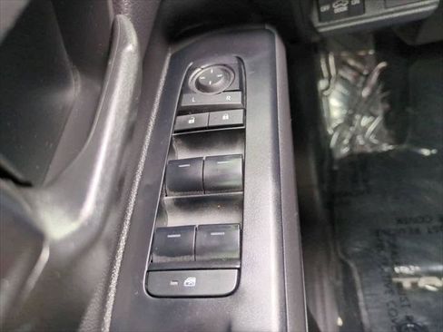 Certified 2026 Toyota Tacoma SR5 RWD image 21