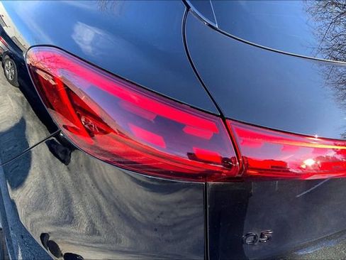 Used 2025 Audi Q5 Premium w/ Convenience Package image 27