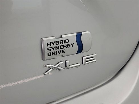 Used 2014 Toyota Avalon XLE Touring image 10