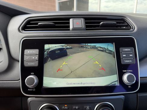 Used 2025 Nissan Leaf S FWD image 21