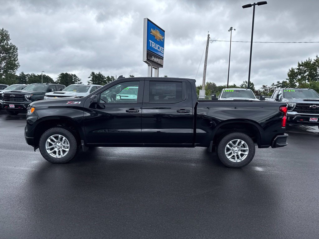 New 2026 Chevrolet Silverado 1500 RST w/ Z71 Off-Road Package AWD/4WD image 9