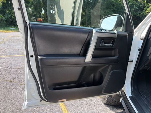 Used 2019 Toyota 4Runner SR5 RWD image 14