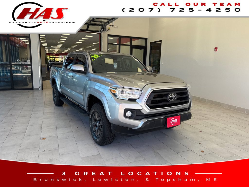 Used 2023 Toyota Tacoma SR5 w/ Technology Package AWD/4WD image 8