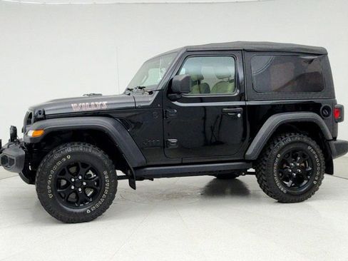 Used 2021 Jeep Wrangler Sport image 8