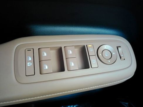 Used 2024 Hyundai Santa Fe Limited image 42