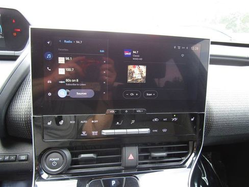 Used 2023 Toyota bZ4X AWD w/ Weather Package image 15