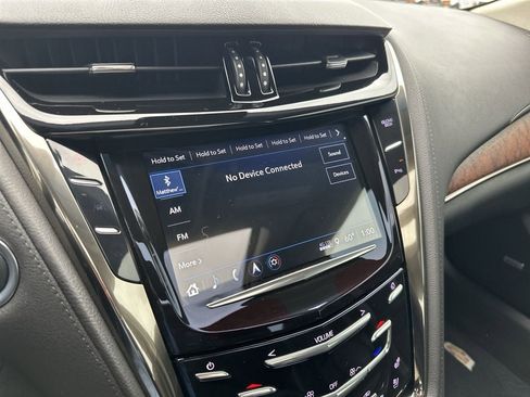 Used 2019 Cadillac CTS Luxury RWD image 16