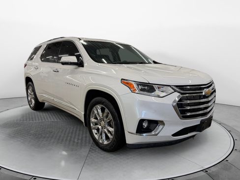 Used 2020 Chevrolet Traverse High Country w/ LPO, Floor Liner Package image 3