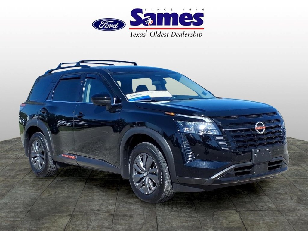 Used 2026 Nissan Pathfinder SV FWD image 1