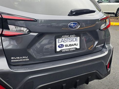 Used 2024 Subaru Crosstrek 2.0i Premium AWD/4WD image 14