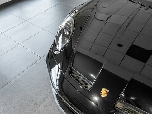Certified 2024 Porsche 911 GT3 RWD image 33