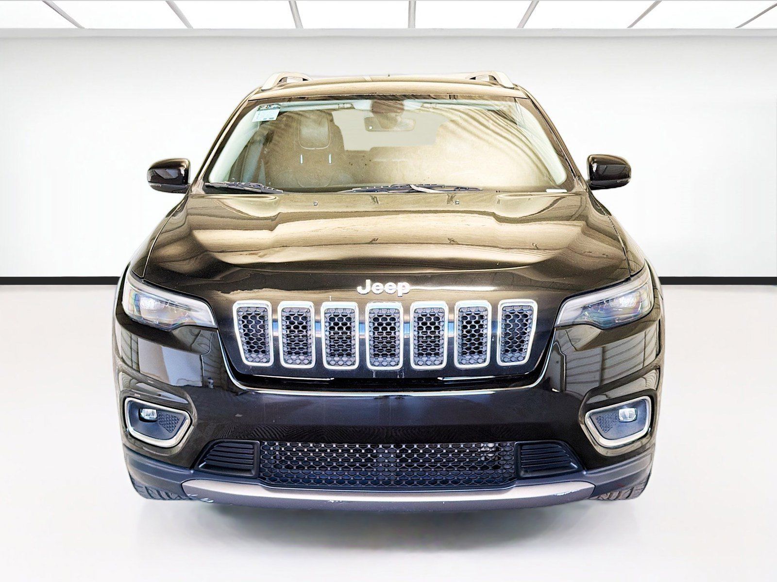 Used 2020 Jeep Cherokee Limited FWD image 2