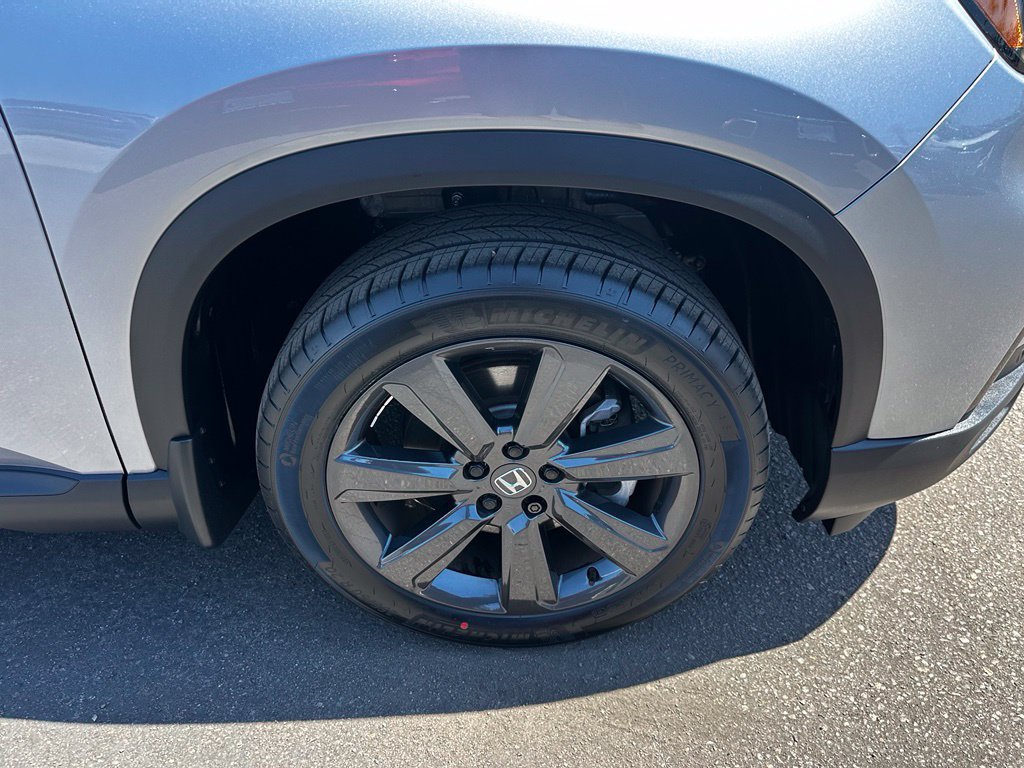 Certified 2024 Honda Pilot Sport image 13