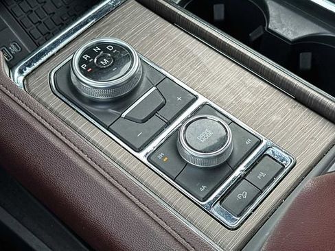 Certified 2023 Ford Expedition Limited image 21
