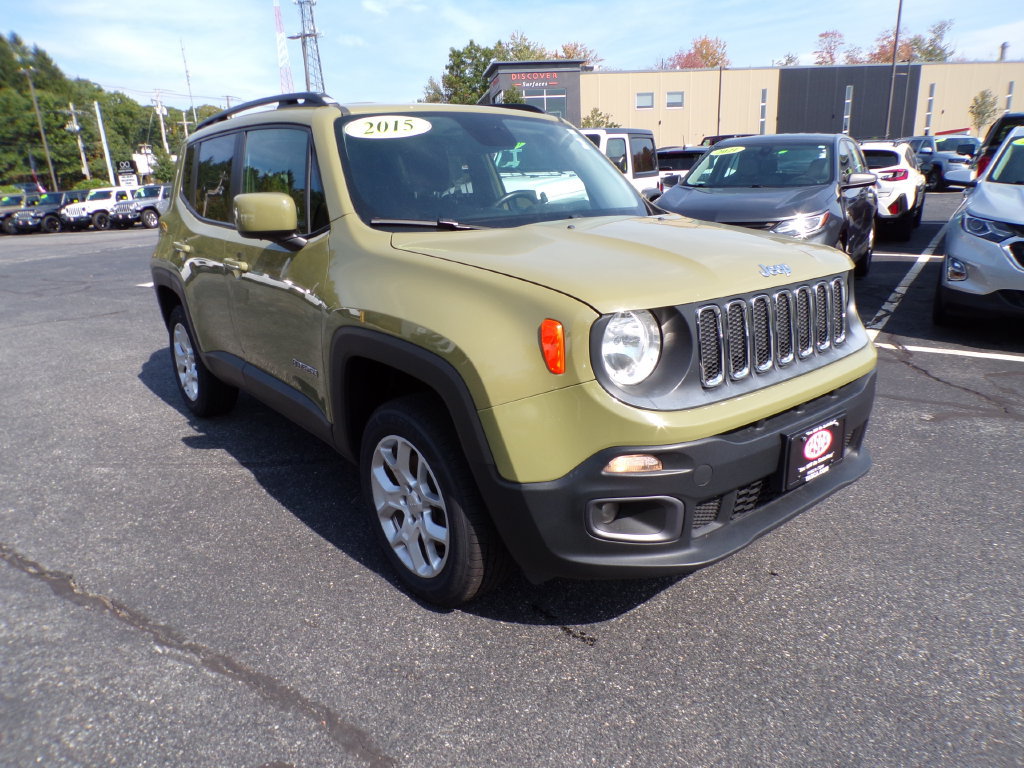 Used 2015 Jeep Renegade Latitude w/ Popular Equipment Group AWD/4WD image 1