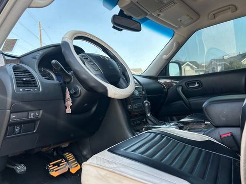 Used 2014 INFINITI QX80 2WD w/ Deluxe Touring Package image 13