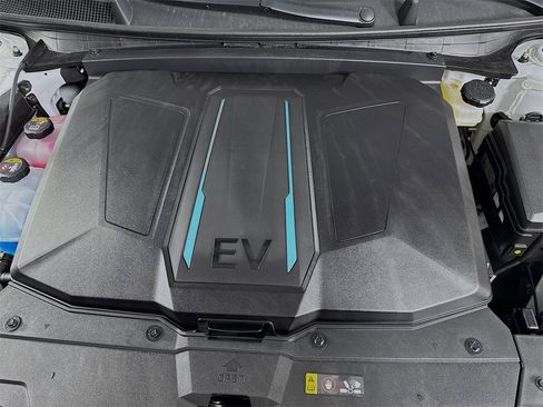 Certified 2024 Hyundai Ioniq 5 SE image 33