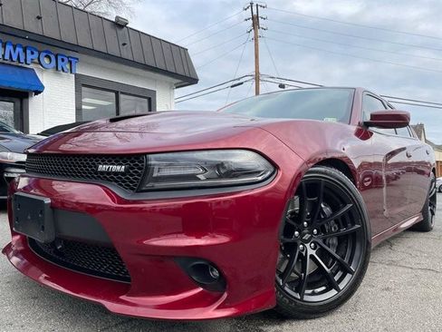 Used 2018 Dodge Charger R/T RWD image 2