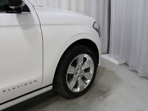 Used 2023 Ford Expedition Max Platinum AWD/4WD image 30