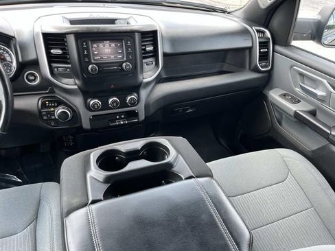 Used 2022 RAM 1500 Big Horn AWD/4WD image 17
