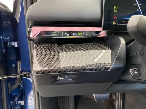 New 2026 BMW 540i xDrive w/ Executive Package image 24