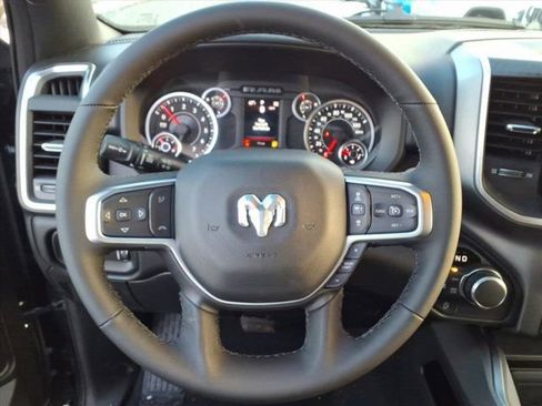 New 2026 RAM 1500 4x4 Crew Cab image 12