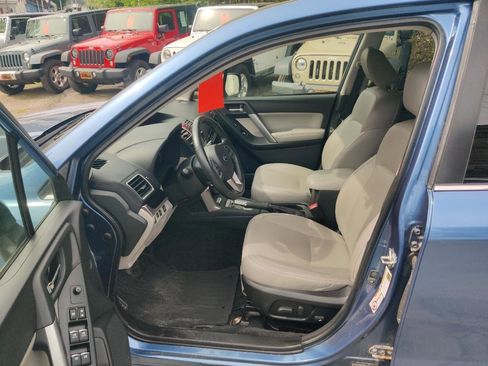 Used 2018 Subaru Forester 2.5i Limited AWD/4WD image 11