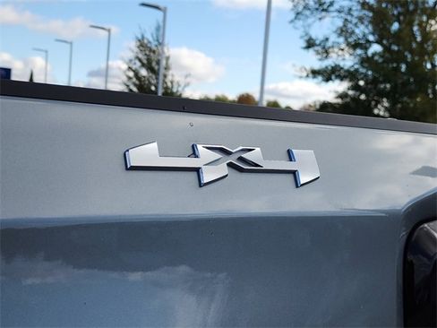 New 2026 GMC Sierra 1500 Elevation image 11