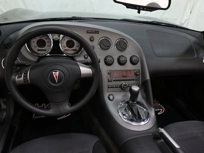 Used 2008 Pontiac Solstice Convertible w/ Preferred Package