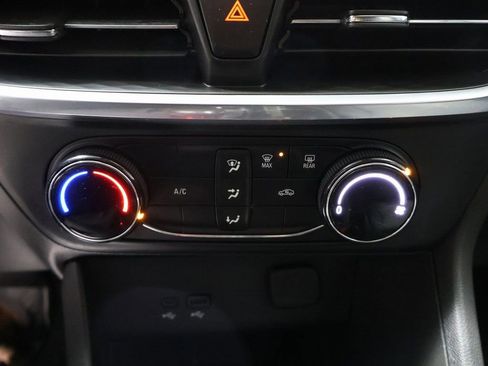 Used 2024 Buick Encore GX Preferred image 30