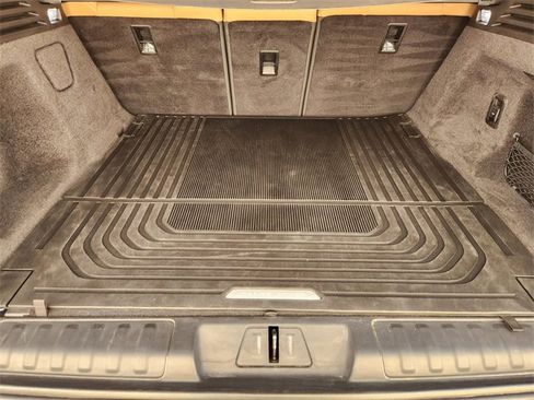 Used 2024 Land Rover Range Rover Sport SE image 31