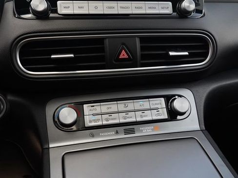 Used 2021 Hyundai Kona Ultimate FWD image 22