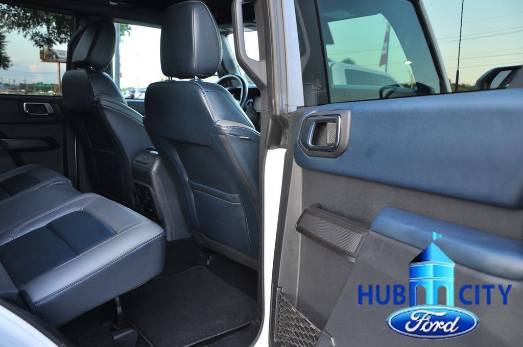 Used 2024 Ford Bronco Outer Banks AWD/4WD image 15