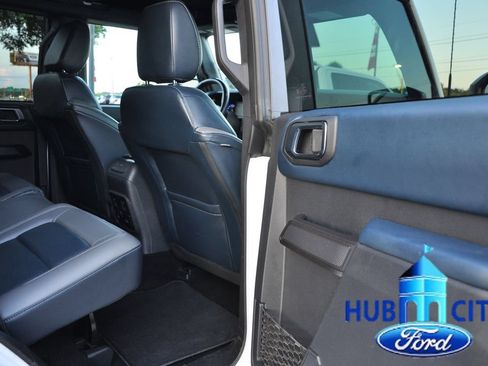Used 2024 Ford Bronco Outer Banks AWD/4WD image 15