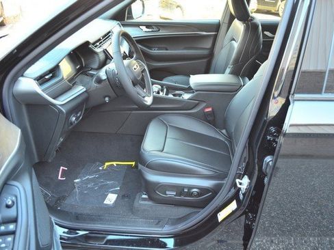 New 2025 Jeep Grand Cherokee L Limited w/ Luxury Tech Group II image 14