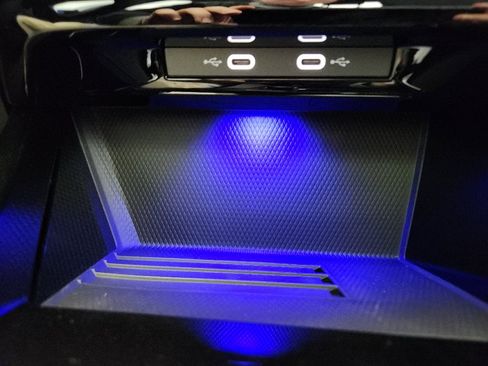 New 2025 Volkswagen GTI SE image 27