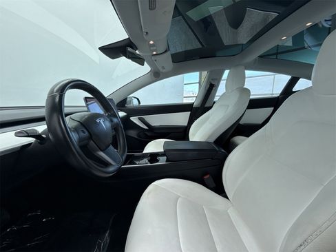 Used 2018 Tesla Model 3 Long Range image 11
